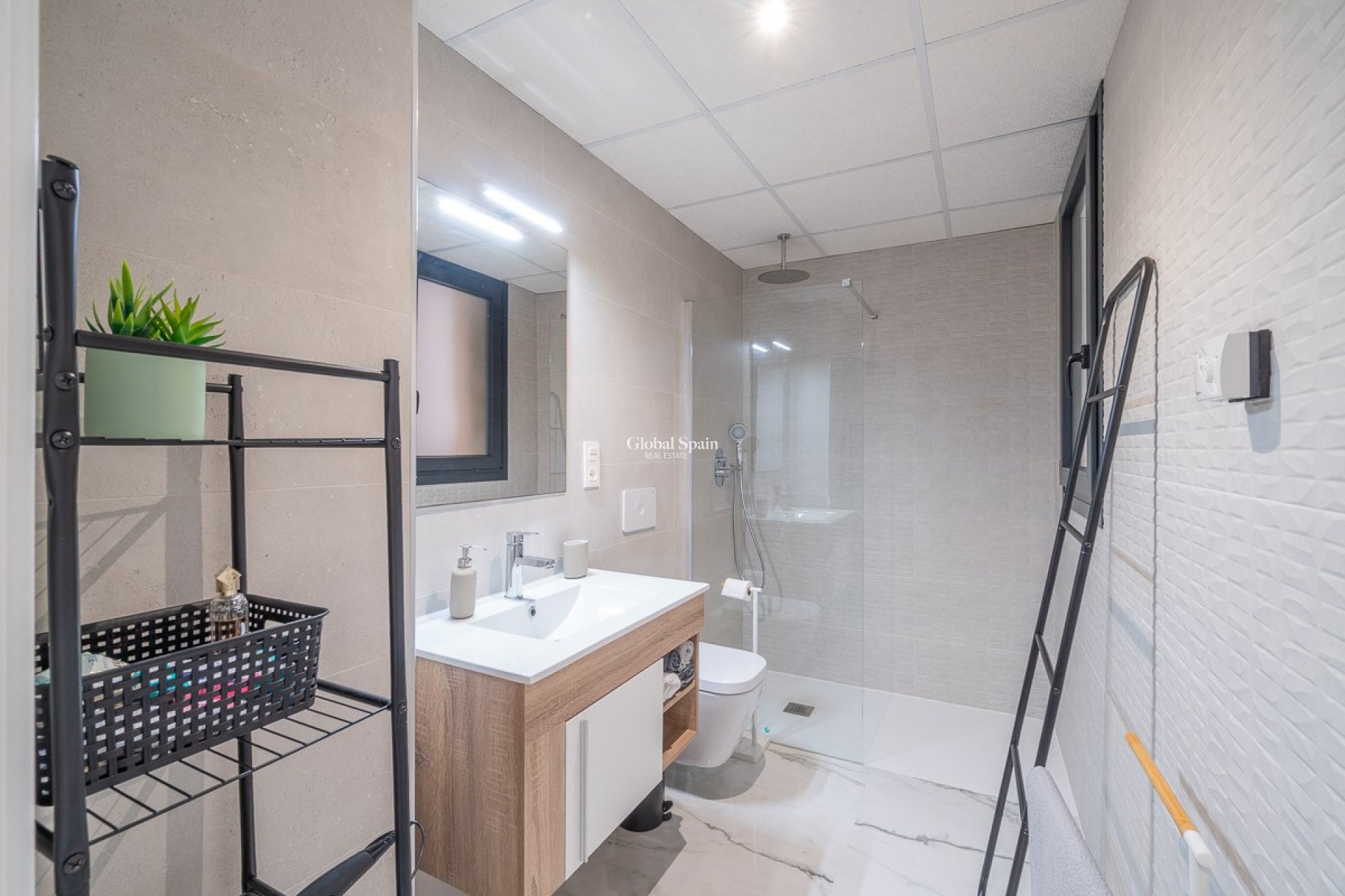 Resale - APARTMENT -
ORIHUELA COSTA - Costa Blanca