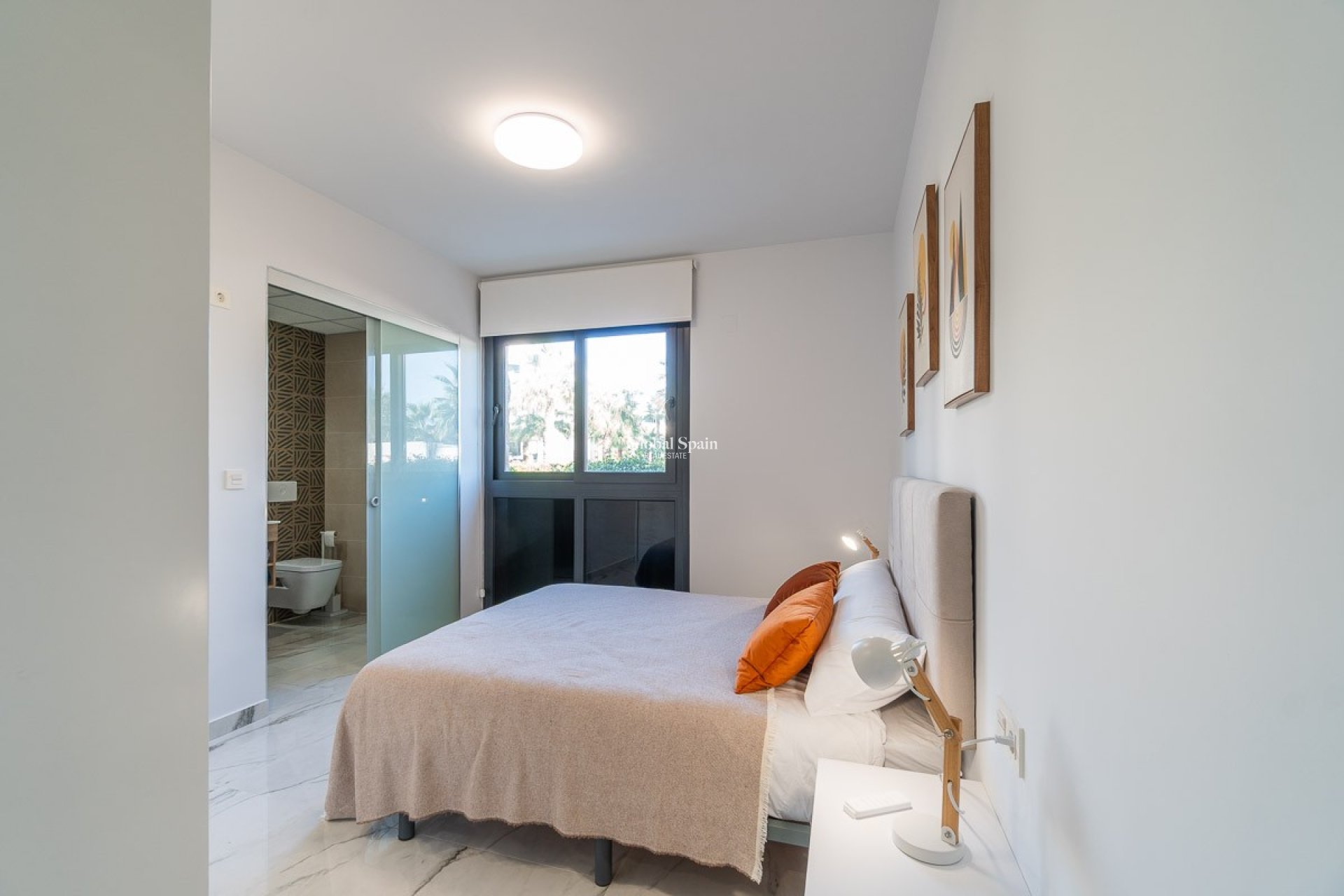 Resale - APARTMENT -
ORIHUELA COSTA - Costa Blanca