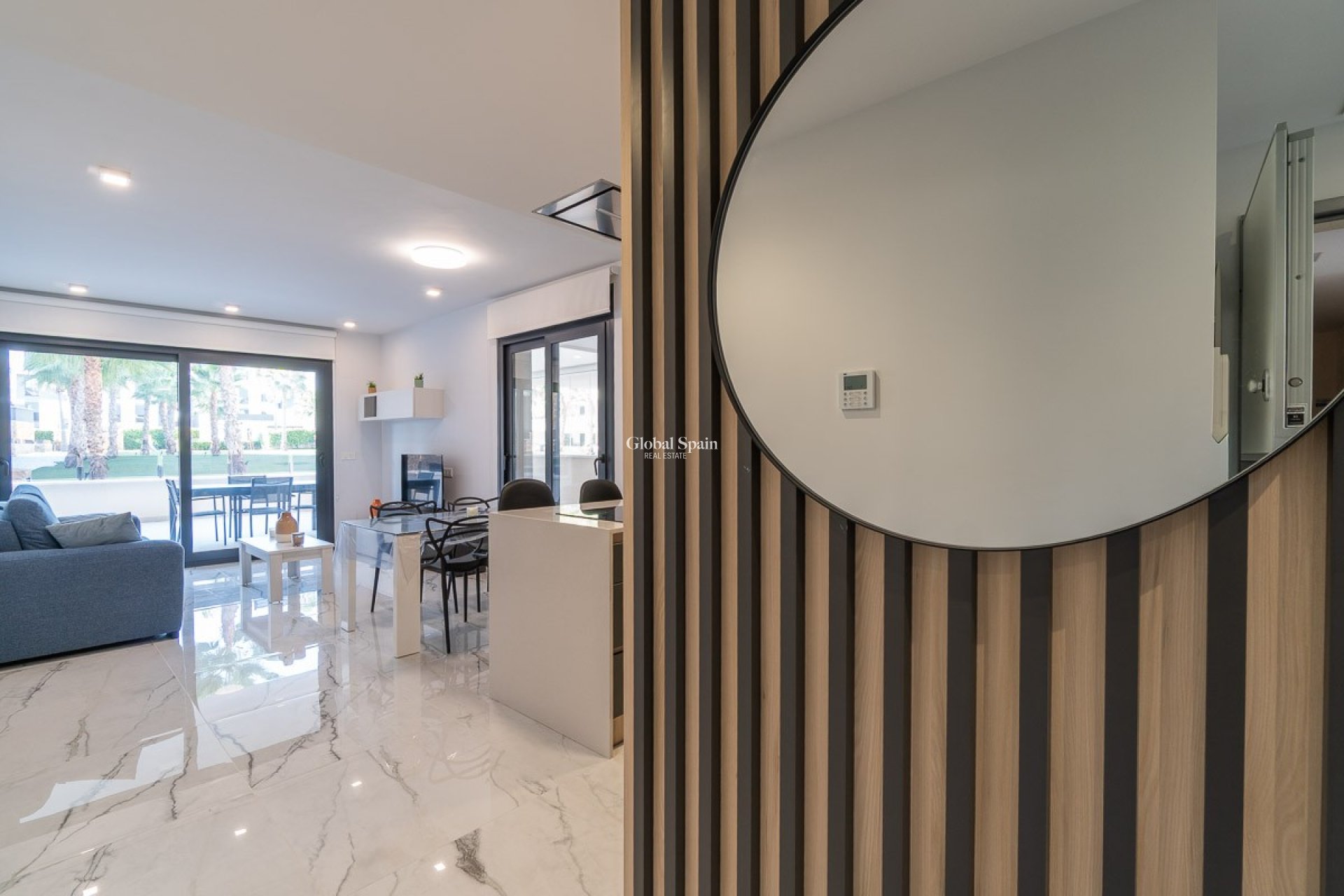 Resale - APARTMENT -
ORIHUELA COSTA - Costa Blanca