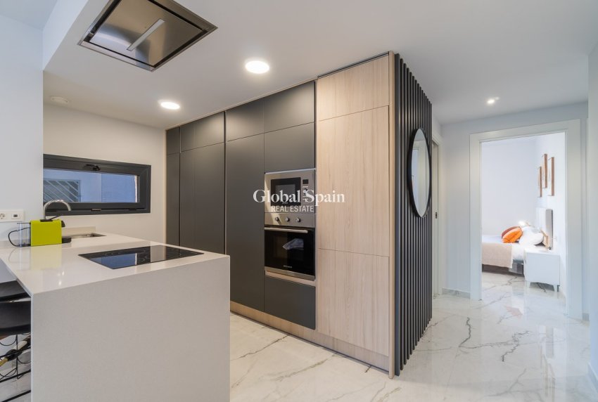 Resale - APARTMENT -
ORIHUELA COSTA - Costa Blanca