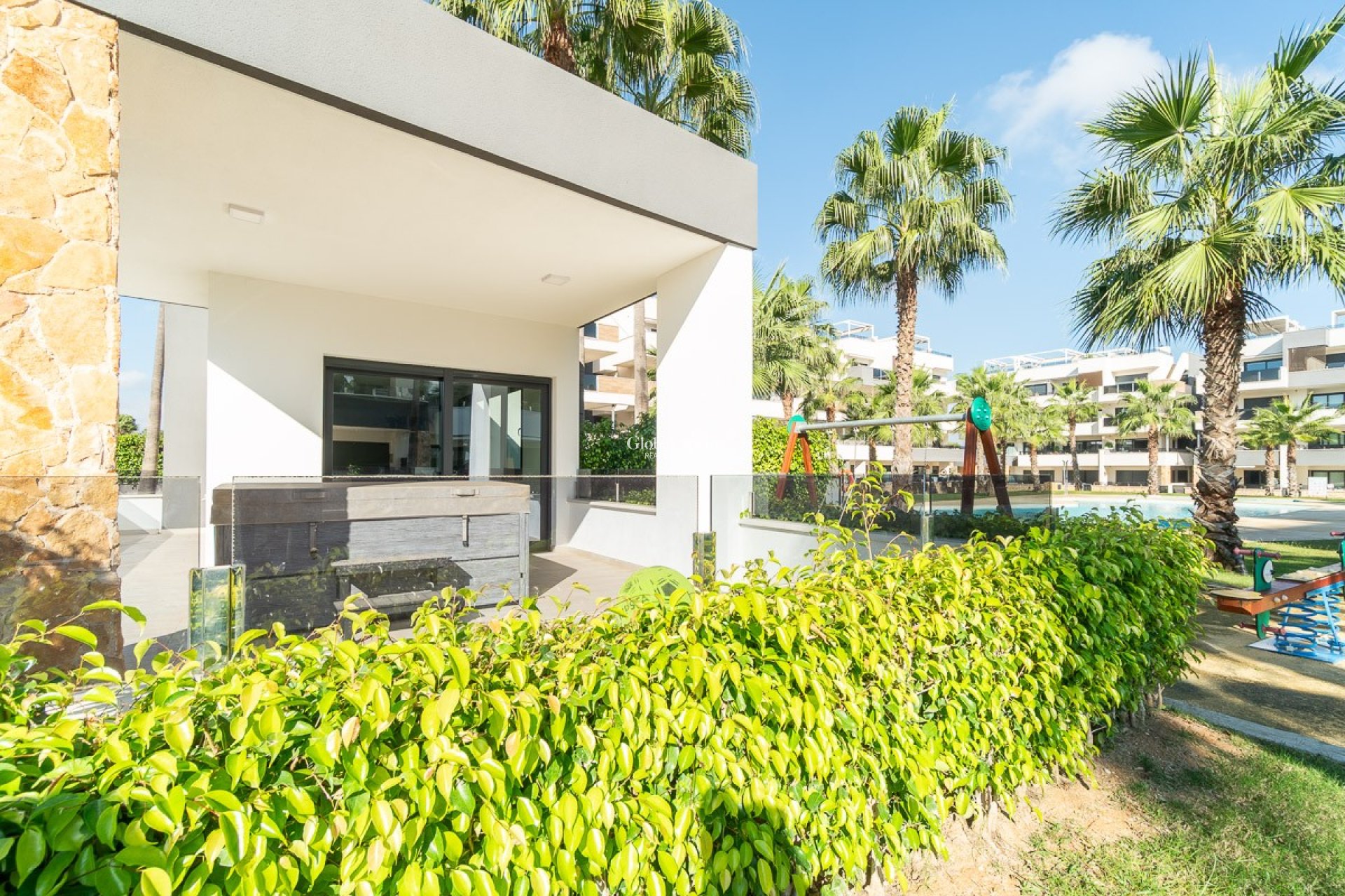 Resale - APARTMENT -
ORIHUELA COSTA - Costa Blanca