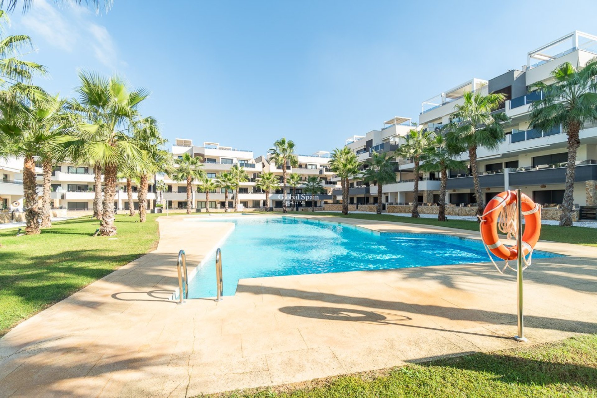 Resale - APARTMENT -
ORIHUELA COSTA - Costa Blanca