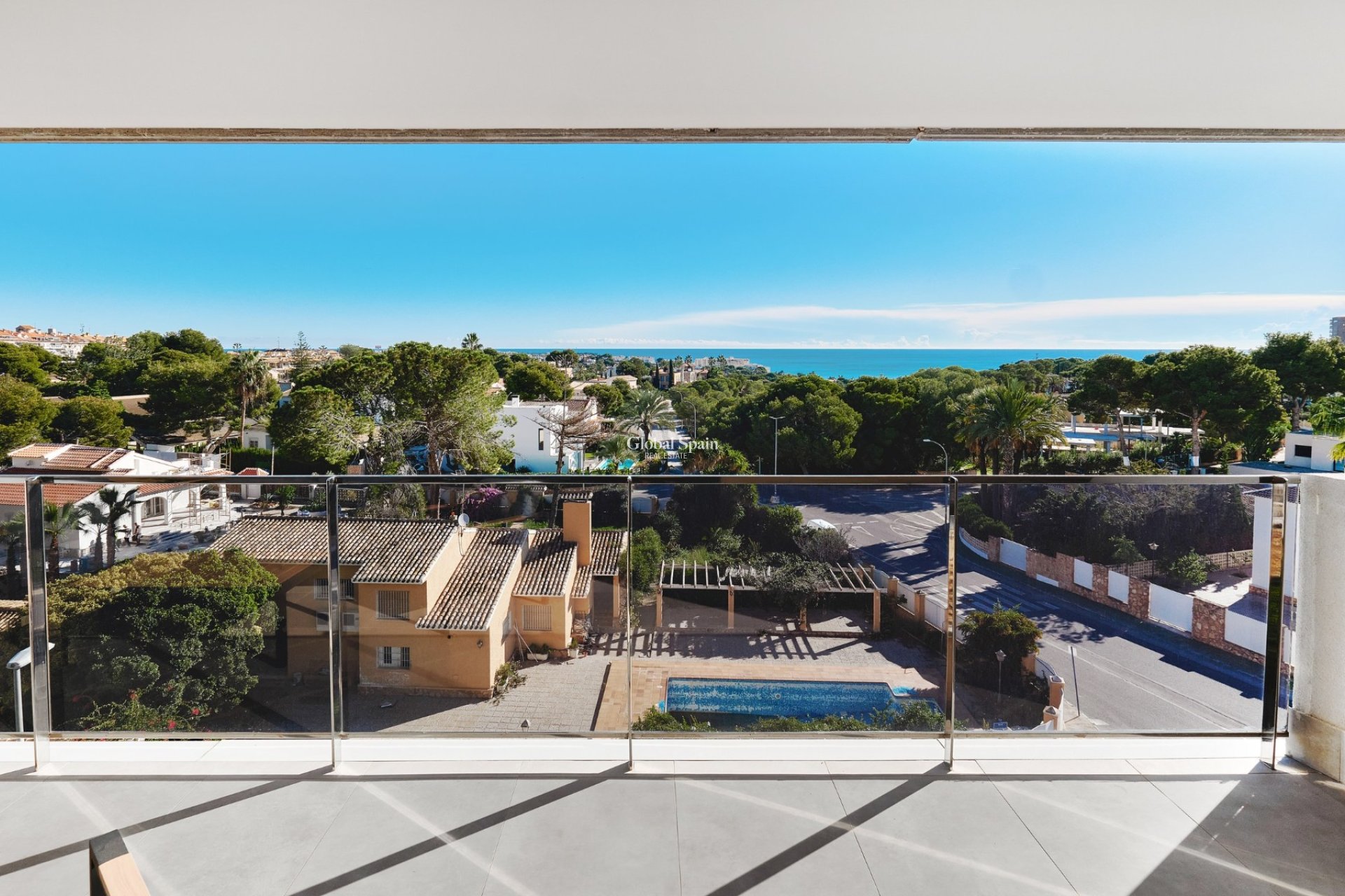 Resale - APARTMENT -
ORIHUELA COSTA - DEHESA DE CAMPOAMOR