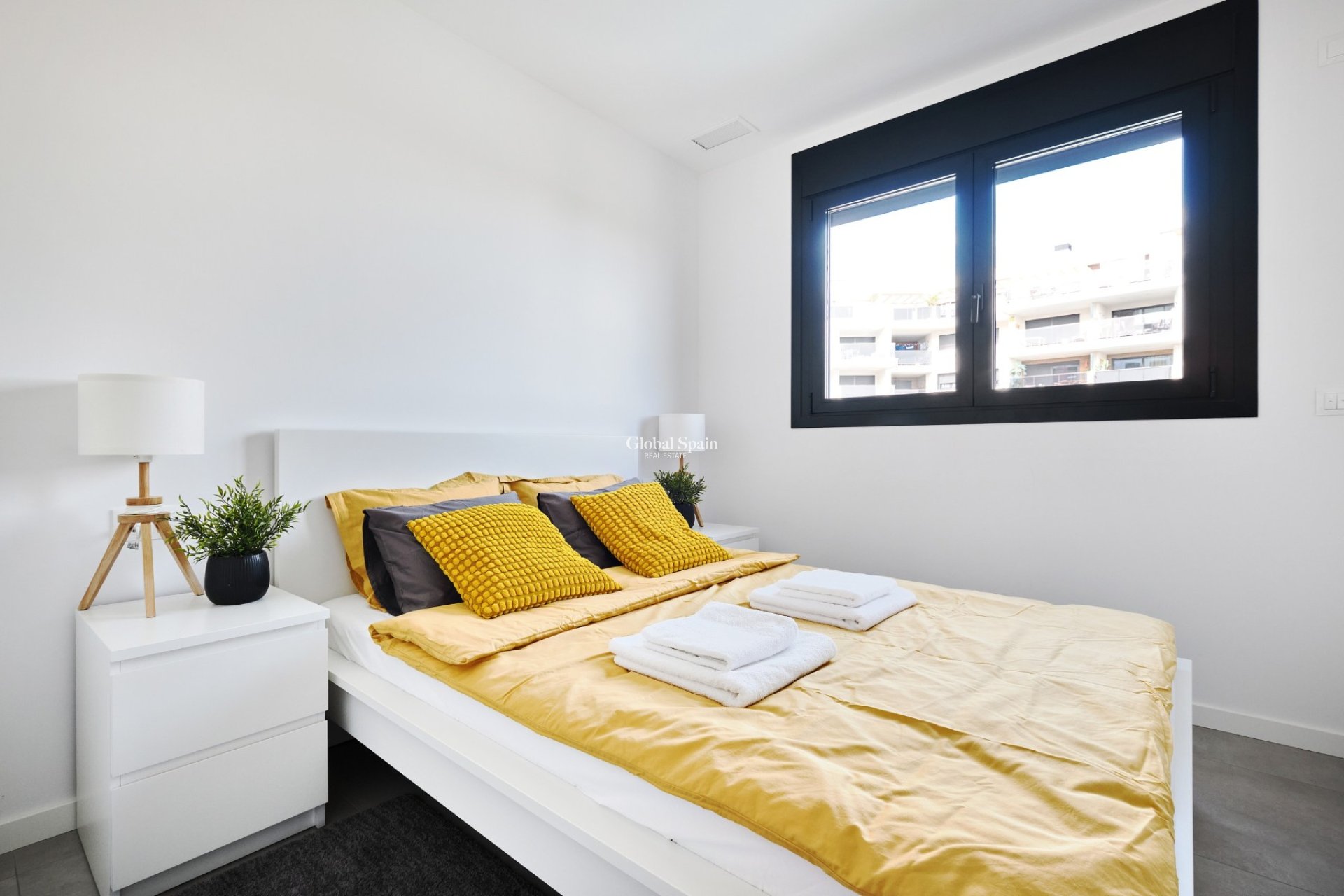 Resale - APARTMENT -
ORIHUELA COSTA - DEHESA DE CAMPOAMOR