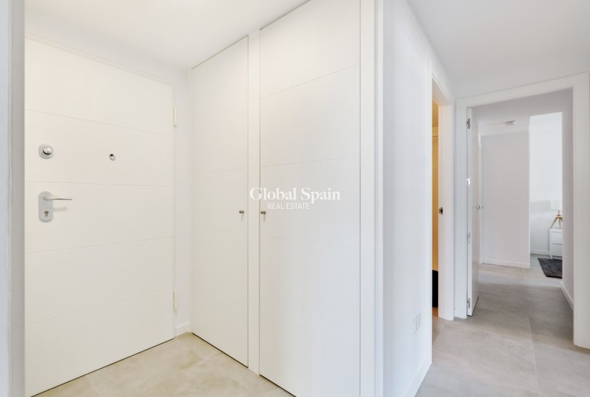 Resale - APARTMENT -
ORIHUELA COSTA - DEHESA DE CAMPOAMOR