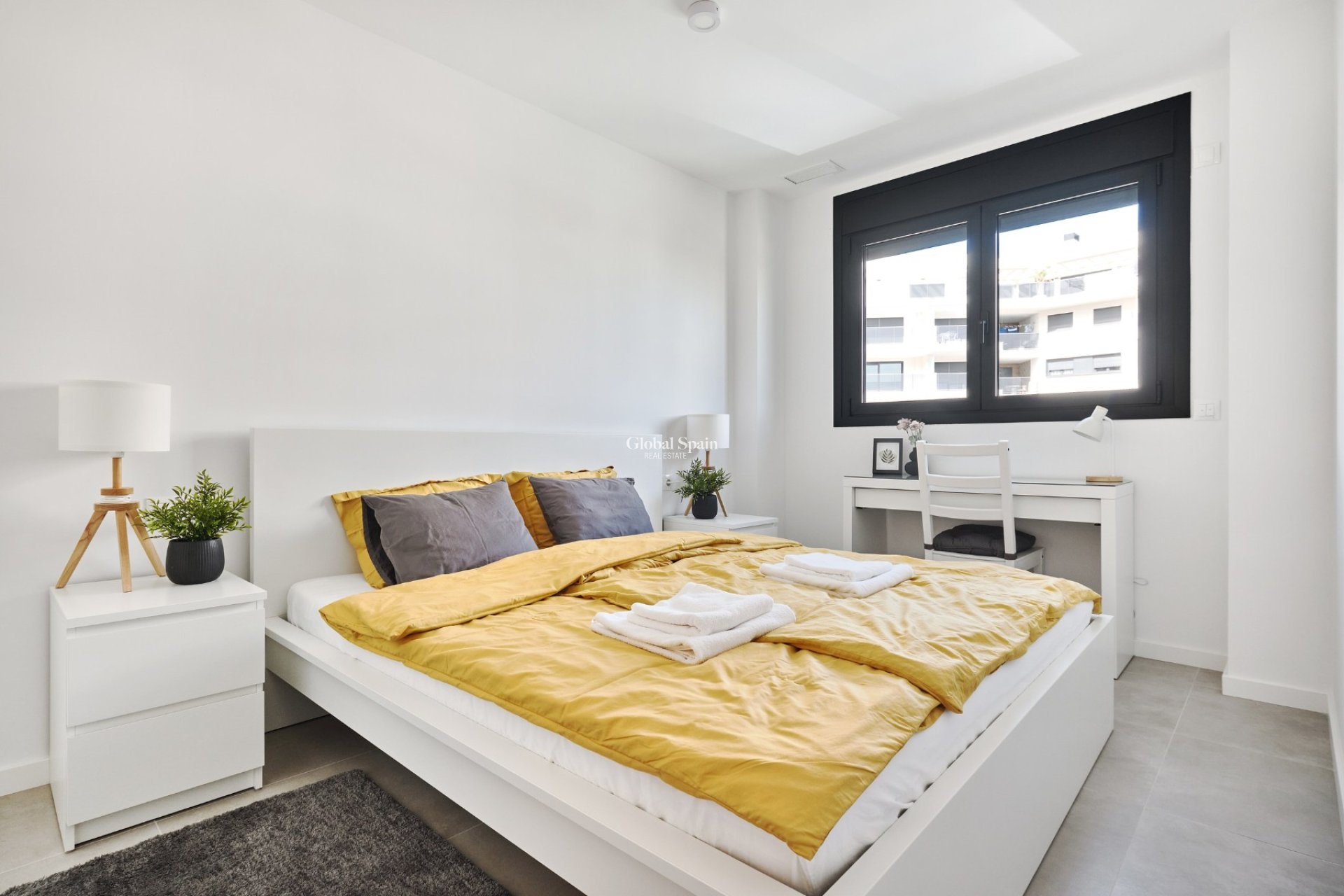 Resale - APARTMENT -
ORIHUELA COSTA - DEHESA DE CAMPOAMOR