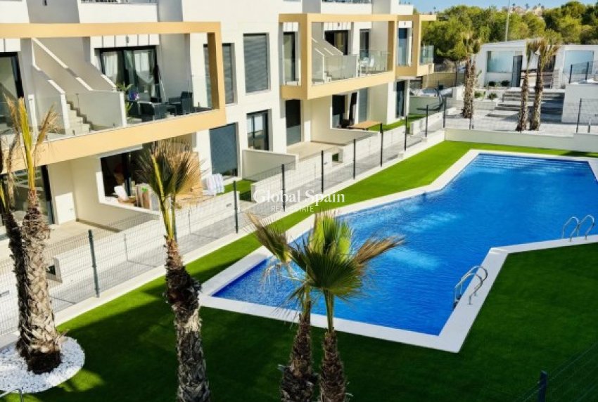 Resale - APARTMENT -
ORIHUELA COSTA - Inland