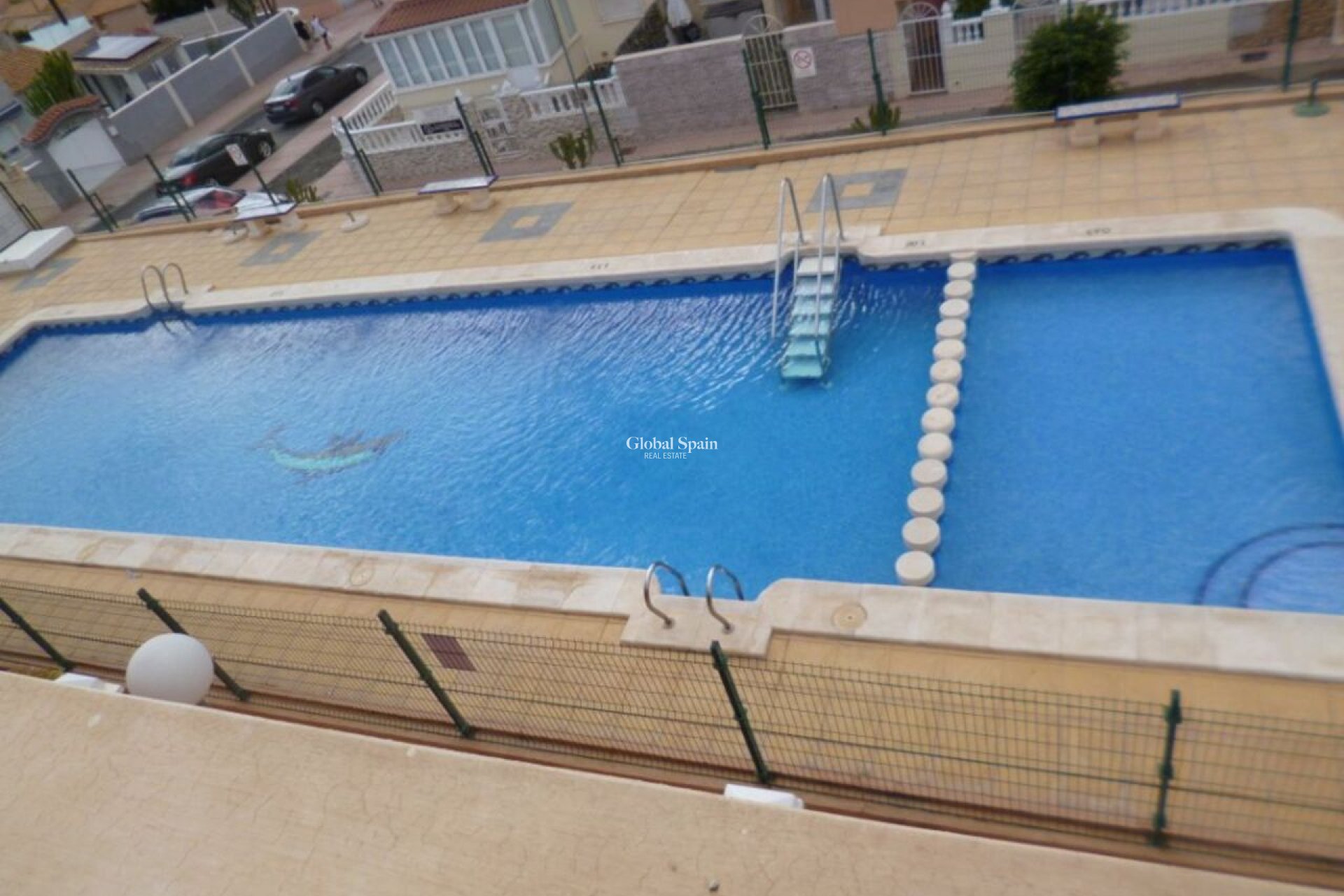 Resale - APARTMENT -
ORIHUELA COSTA - Inland