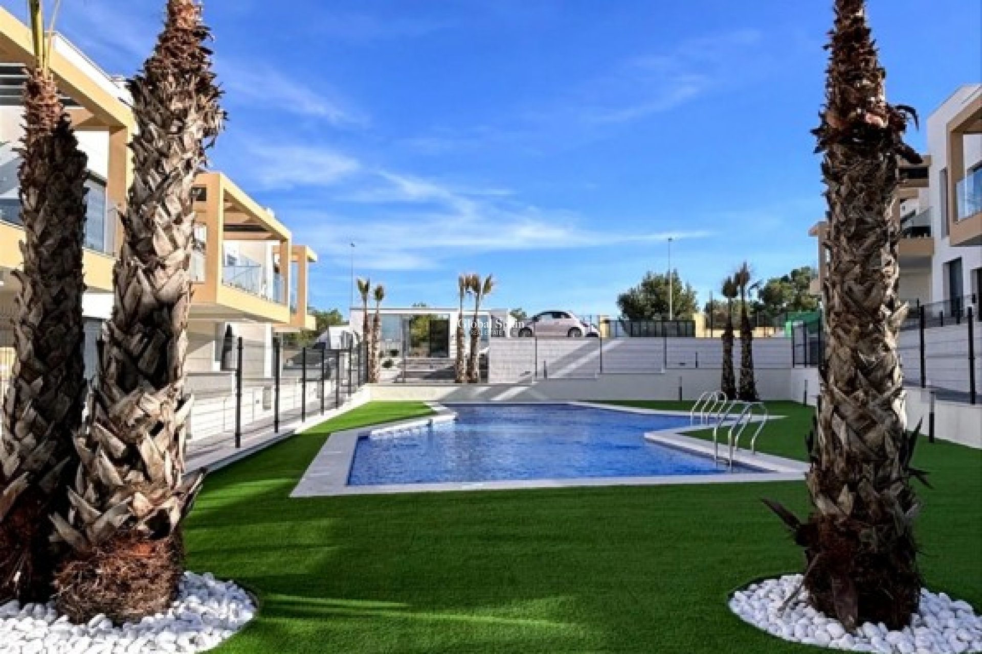 Resale - APARTMENT -
ORIHUELA COSTA - Inland