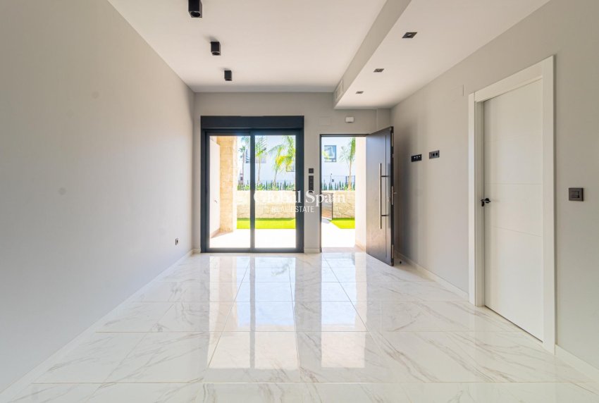 Resale - APARTMENT -
ORIHUELA COSTA - La Ciñuelica