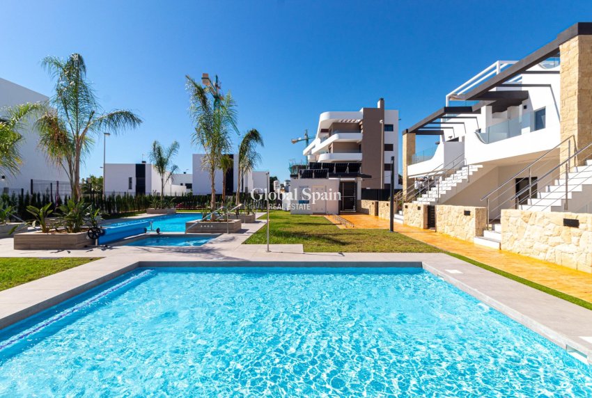 Resale - APARTMENT -
ORIHUELA COSTA - La Ciñuelica
