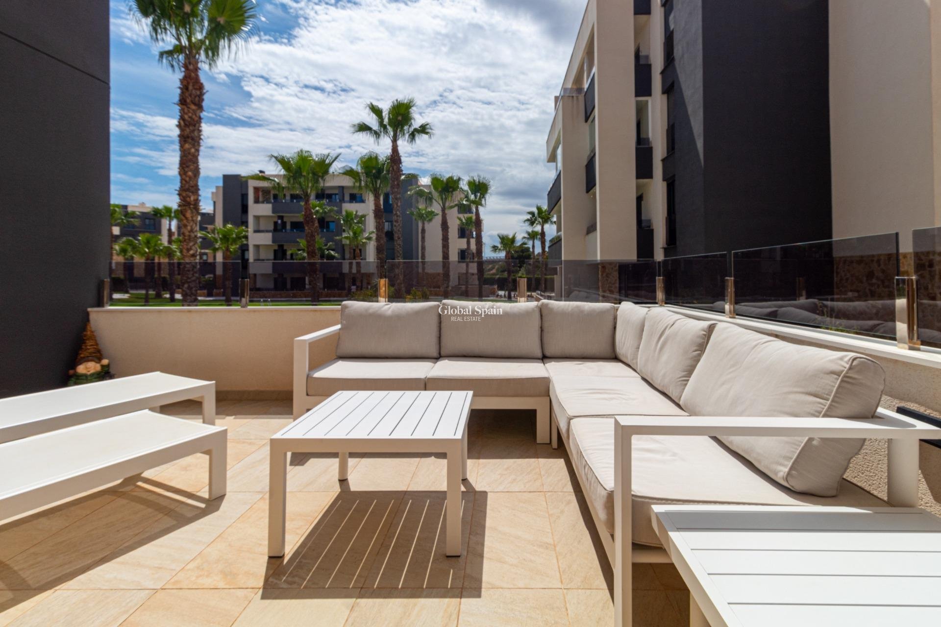 Resale - Apartment -
ORIHUELA COSTA - La Florida