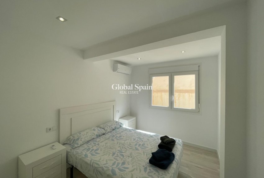 Resale - APARTMENT -
ORIHUELA COSTA - La Regia