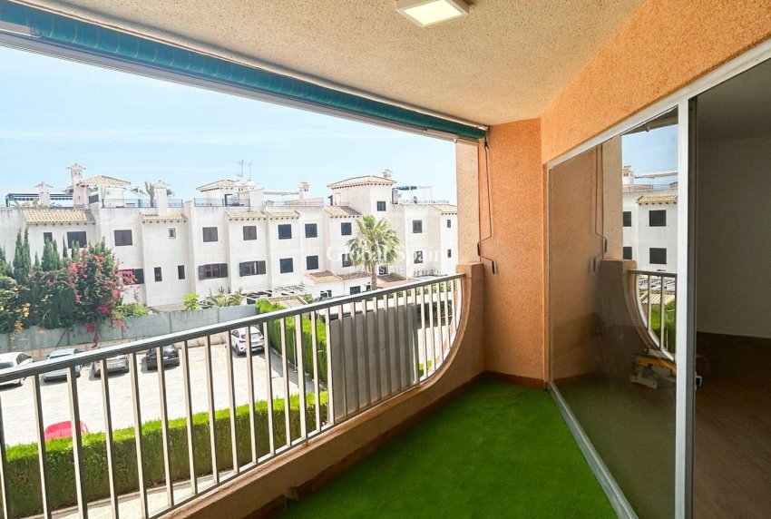 Resale - APARTMENT -
ORIHUELA COSTA - La Regia