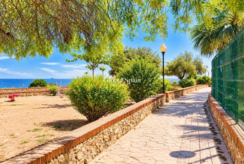 Resale - APARTMENT -
ORIHUELA COSTA - La Regia