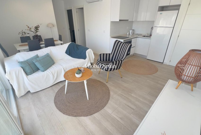Resale - APARTMENT -
ORIHUELA COSTA - La Regia