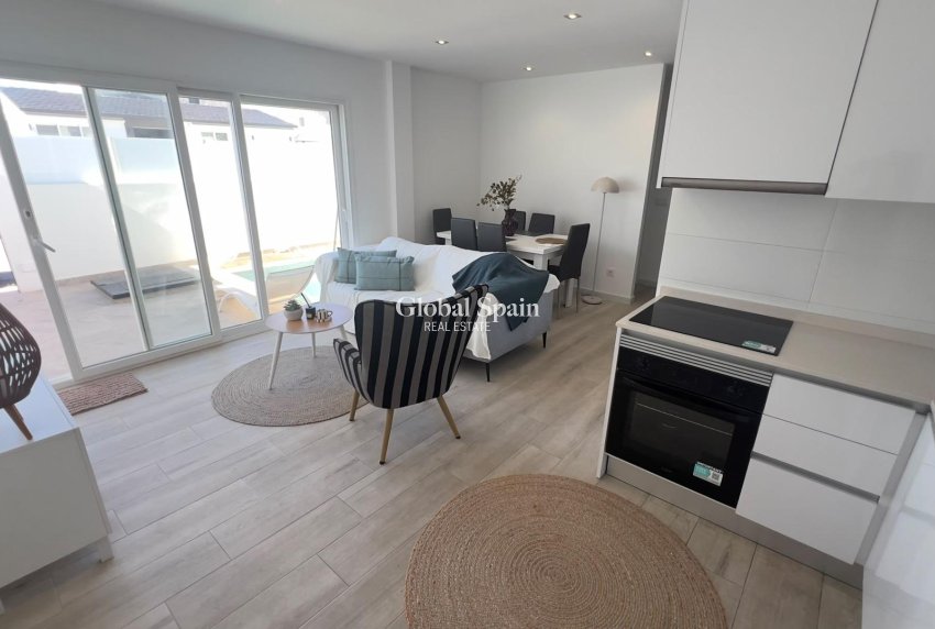 Resale - APARTMENT -
ORIHUELA COSTA - La Regia
