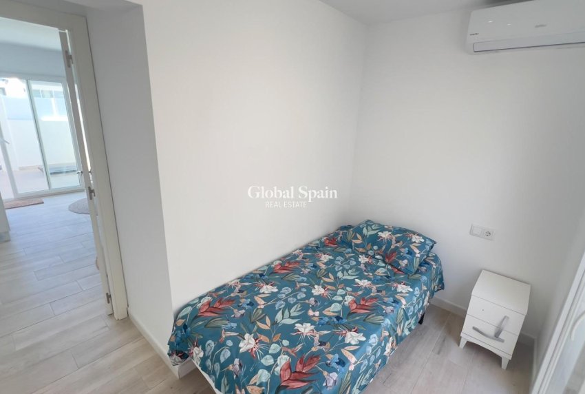 Resale - APARTMENT -
ORIHUELA COSTA - La Regia