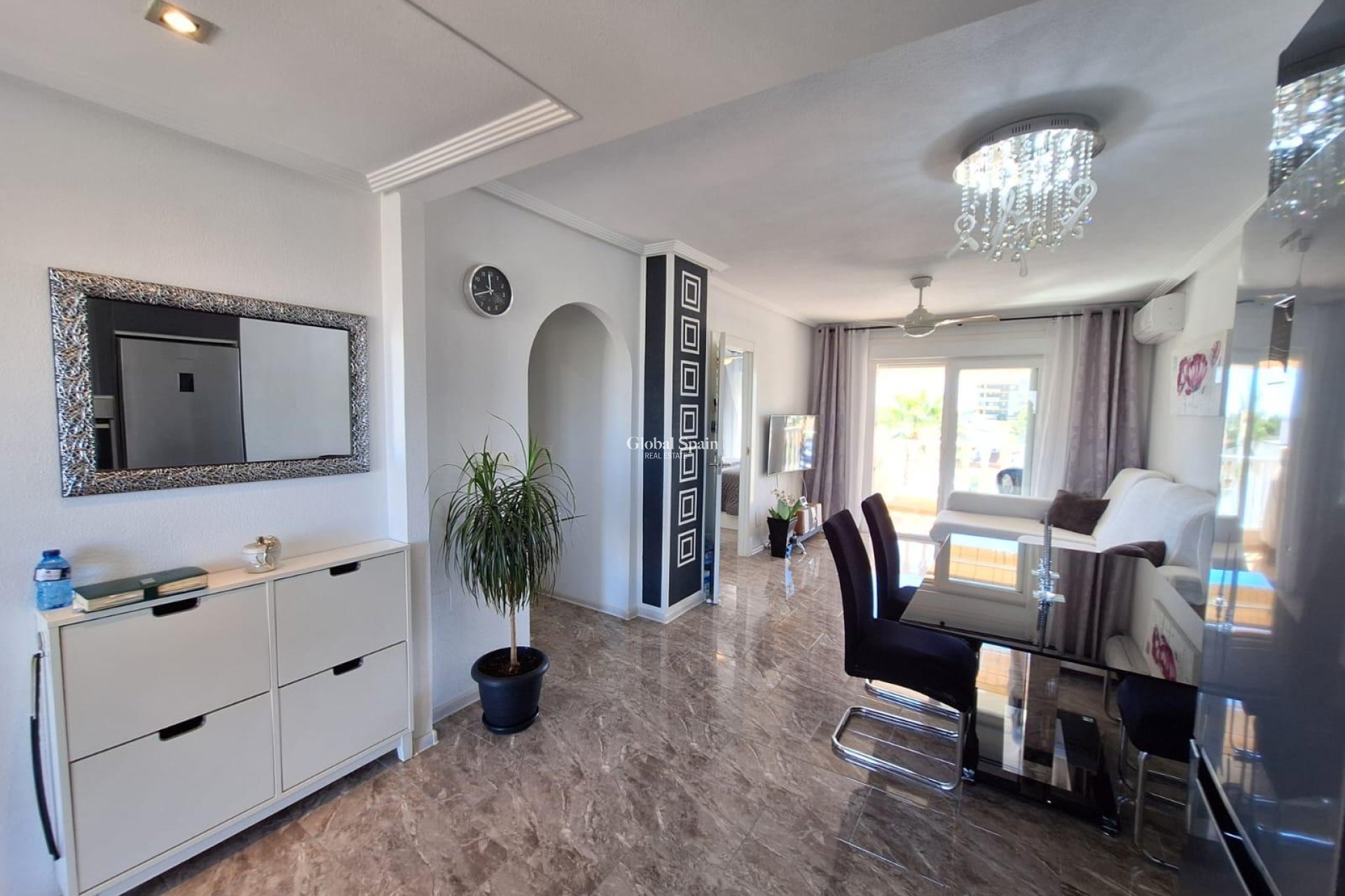 Resale - APARTMENT -
ORIHUELA COSTA - La Zenia