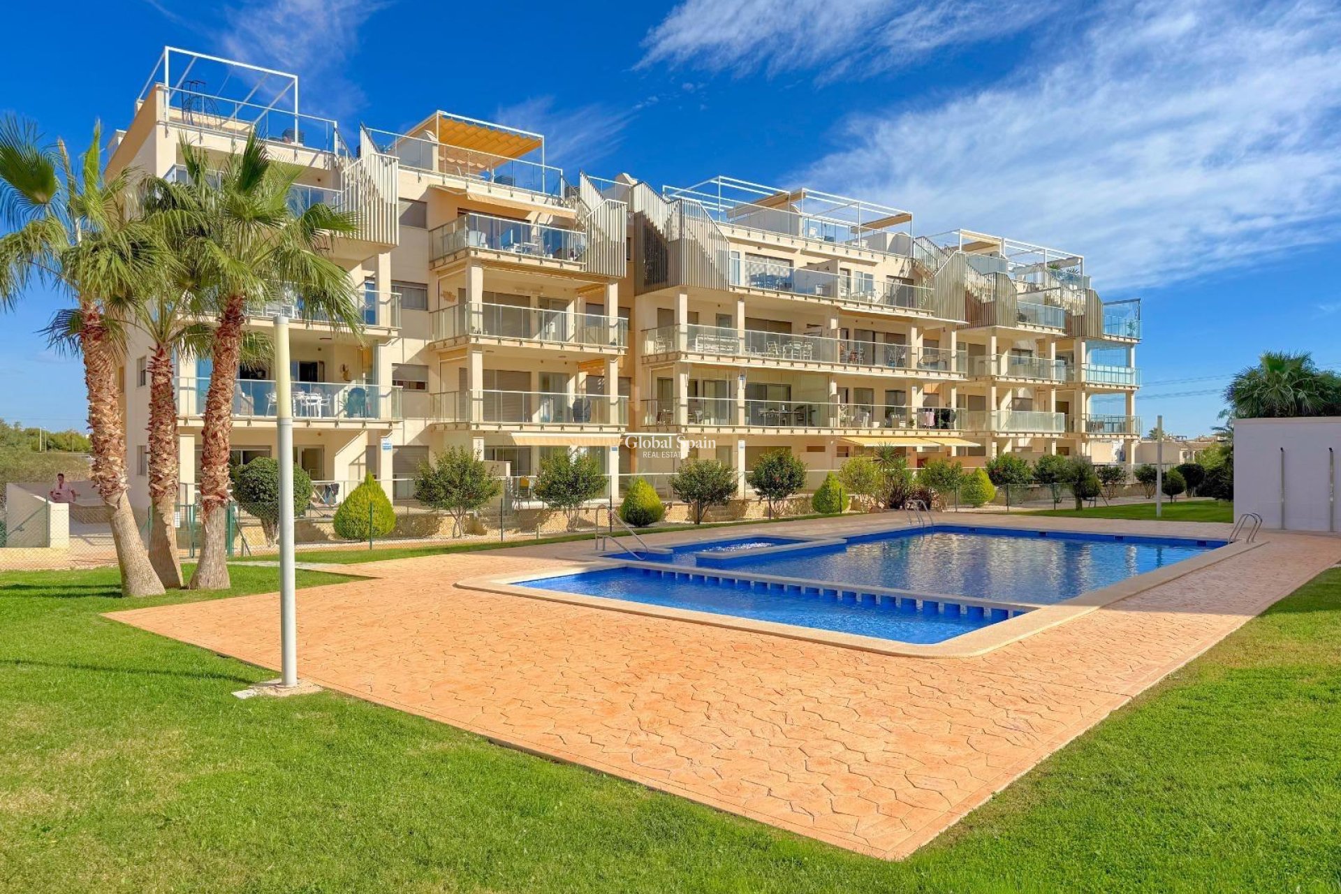 Resale - APARTMENT -
ORIHUELA COSTA - La Zenia