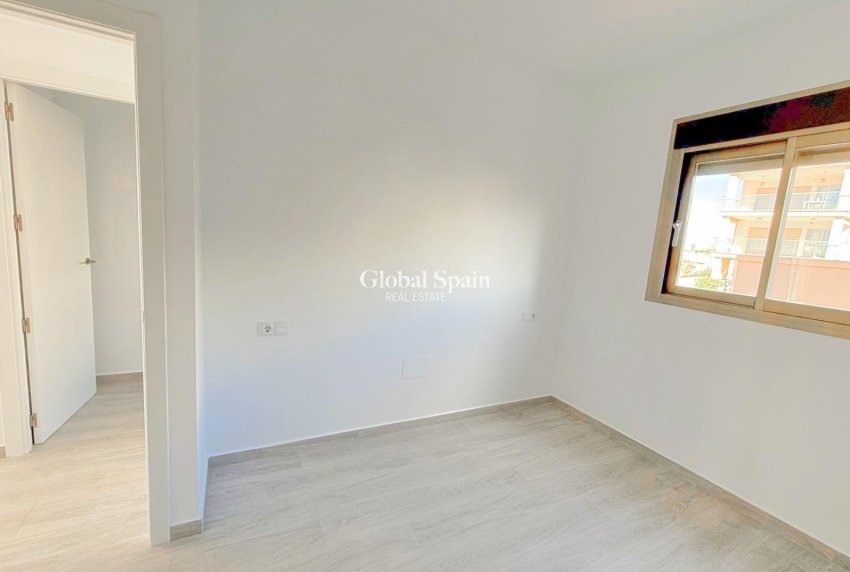 Resale - APARTMENT -
ORIHUELA COSTA - La Zenia