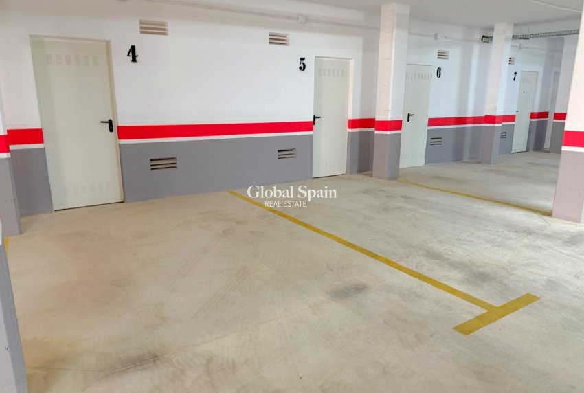 Resale - APARTMENT -
ORIHUELA COSTA - La Zenia