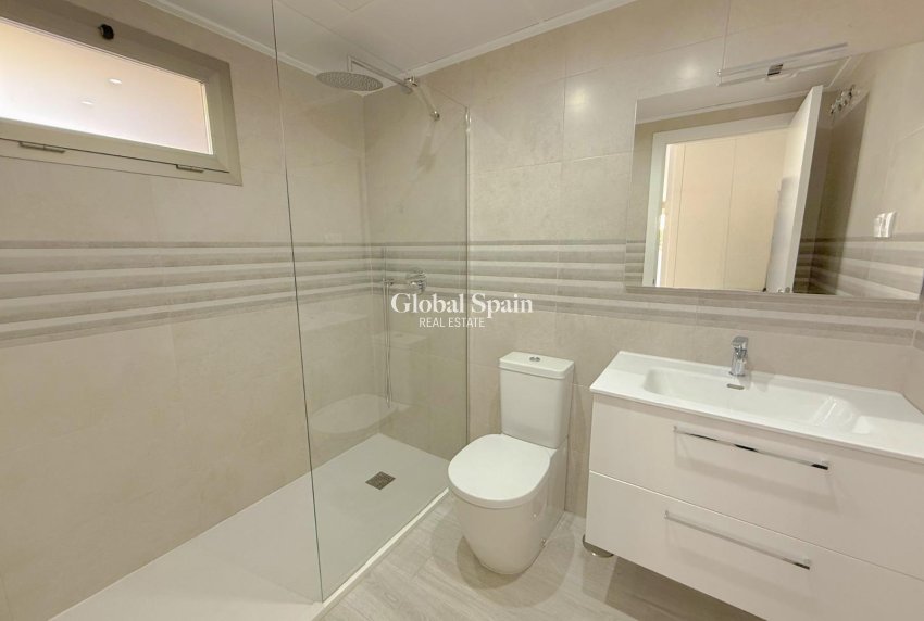 Resale - APARTMENT -
ORIHUELA COSTA - La Zenia