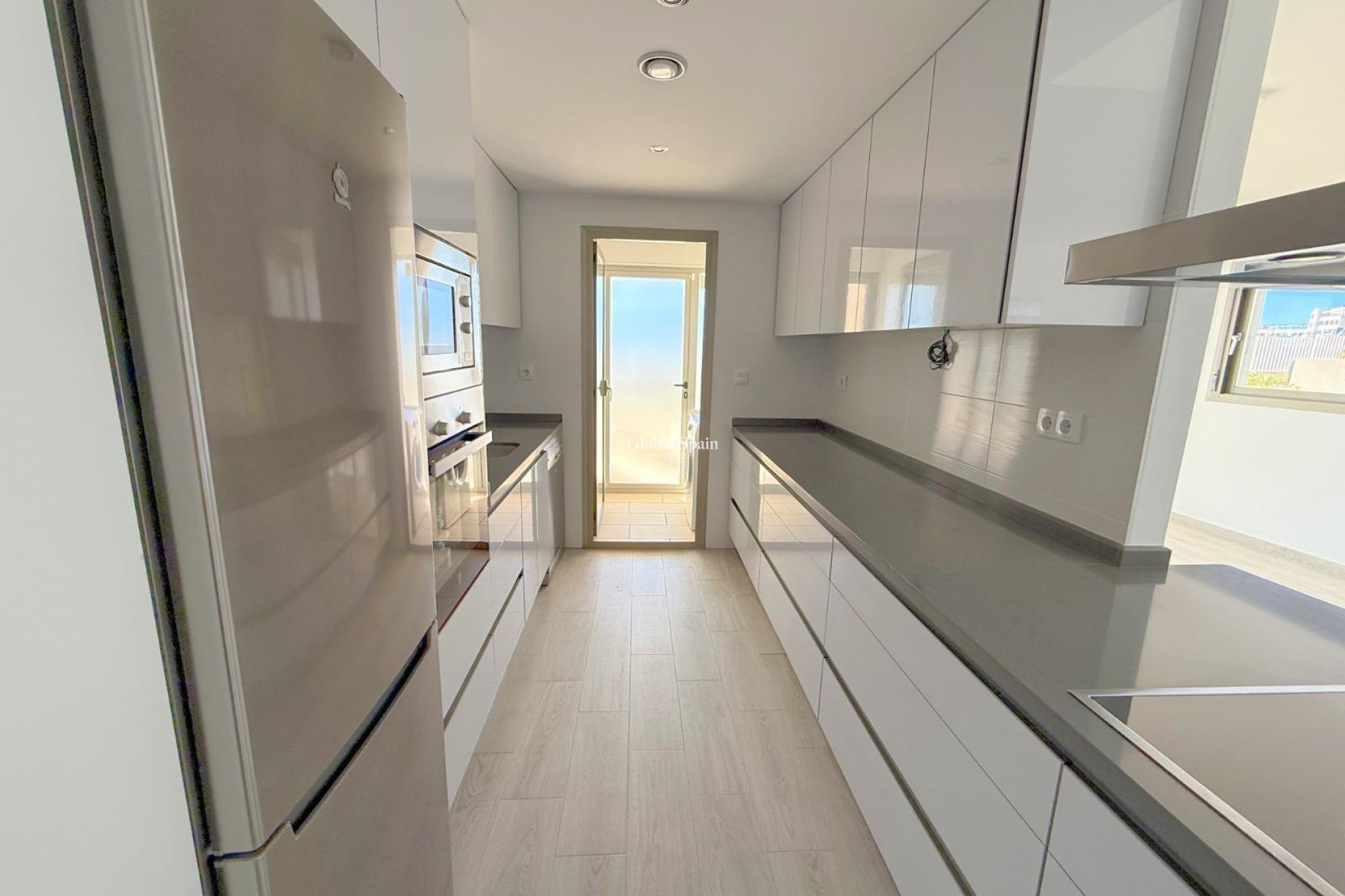 Resale - APARTMENT -
ORIHUELA COSTA - La Zenia