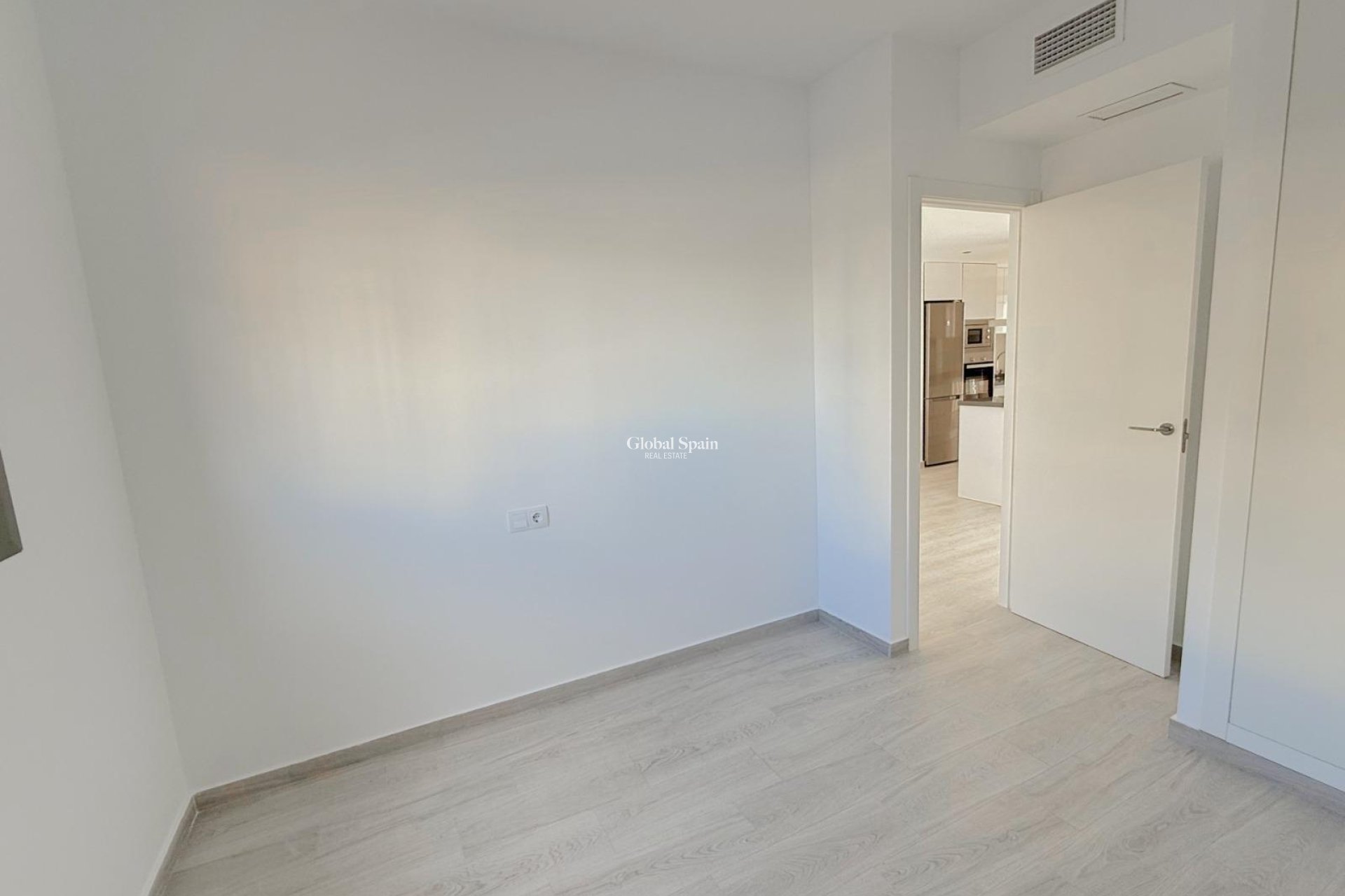 Resale - APARTMENT -
ORIHUELA COSTA - La Zenia