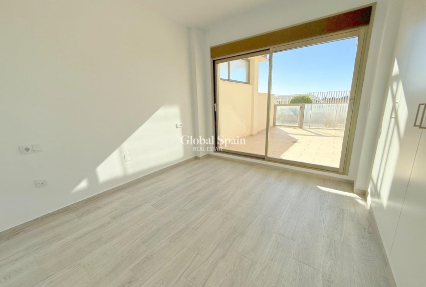 Resale - APARTMENT -
ORIHUELA COSTA - La Zenia
