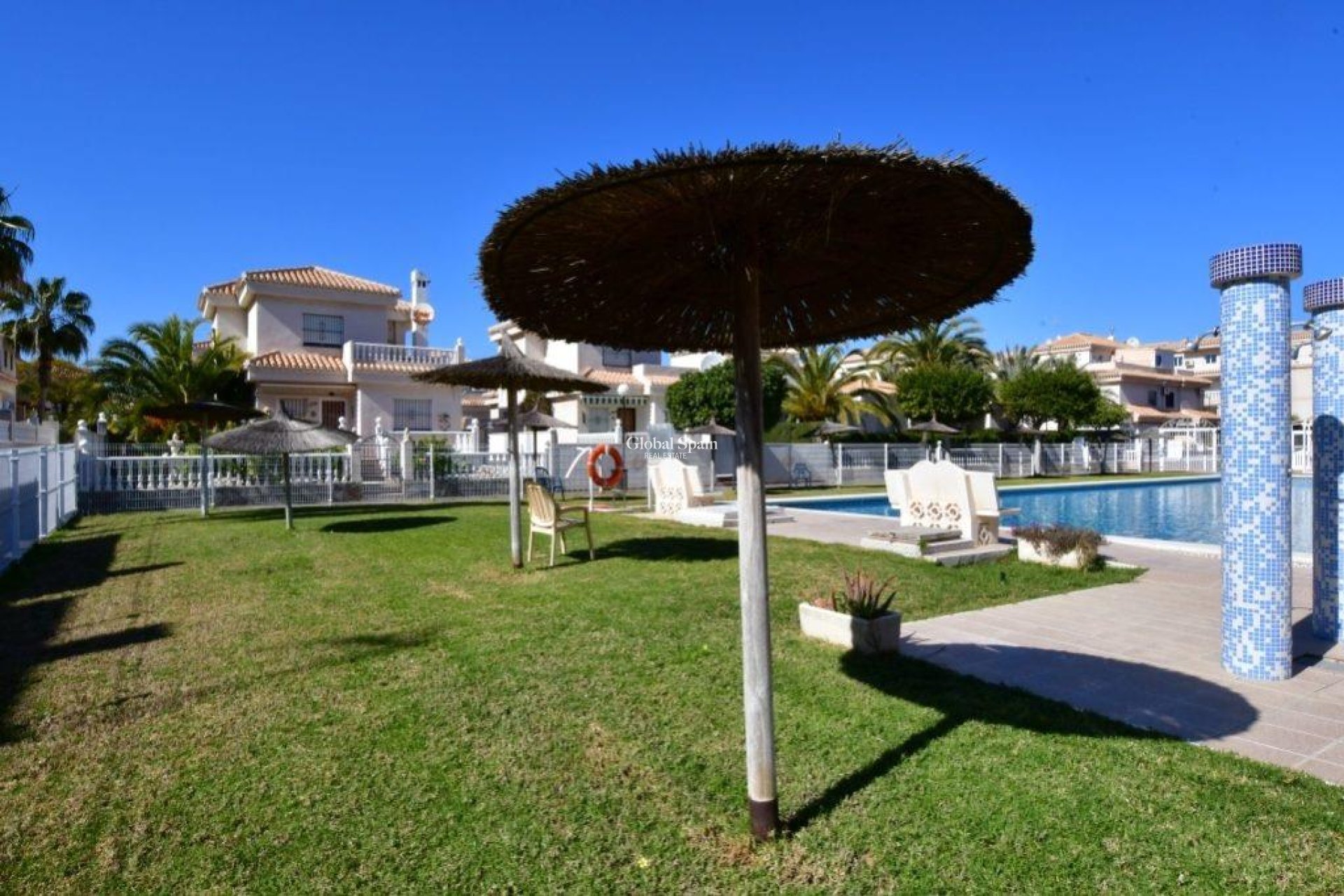 Resale - APARTMENT -
ORIHUELA COSTA - La Zenia