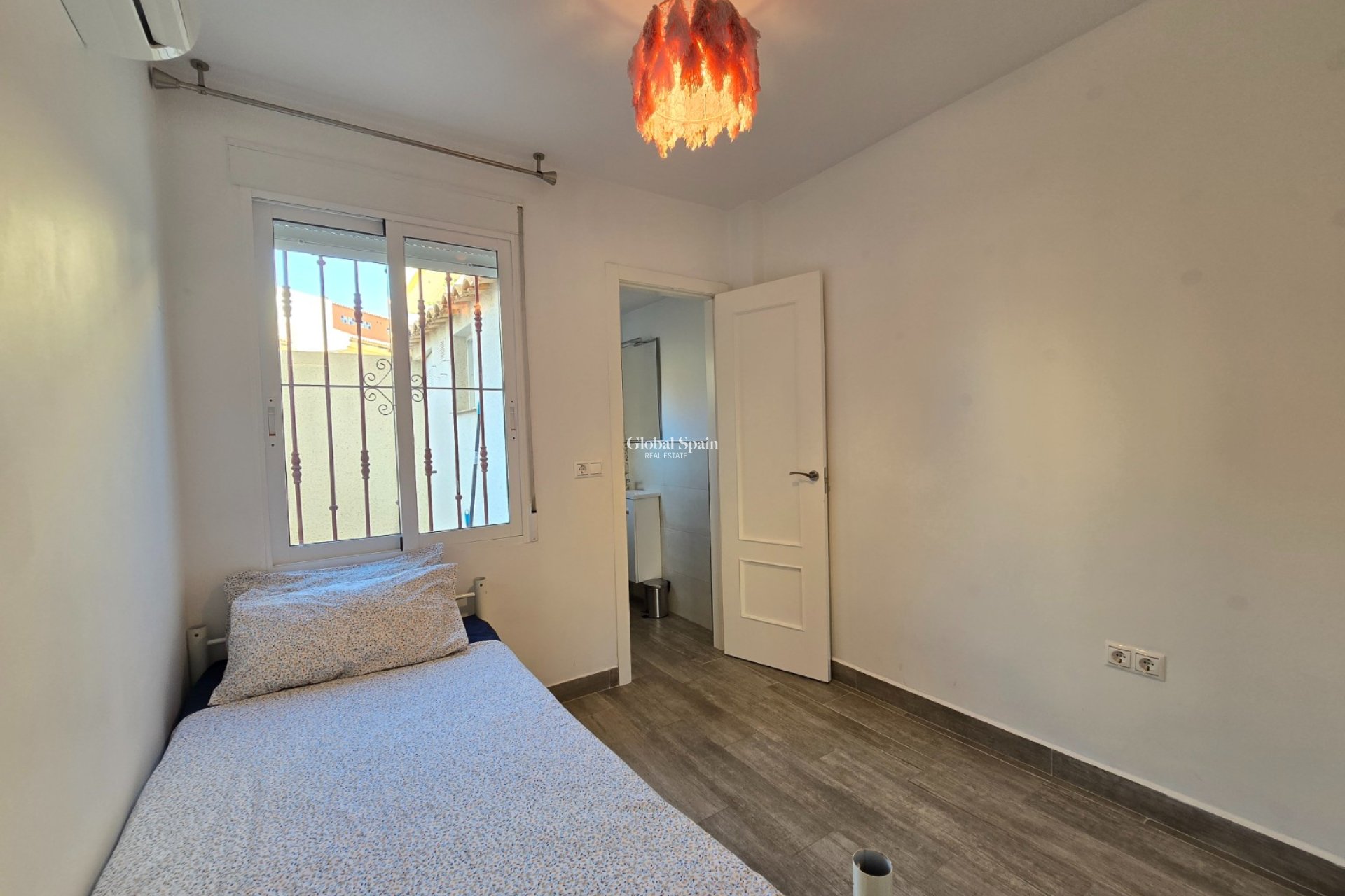 Resale - Apartment -
ORIHUELA COSTA - La Zenia