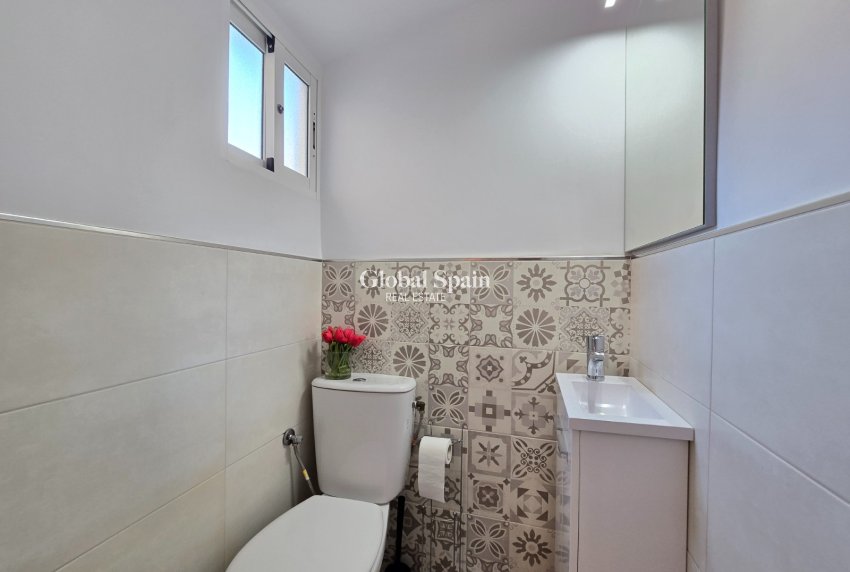 Resale - Apartment -
ORIHUELA COSTA - La Zenia