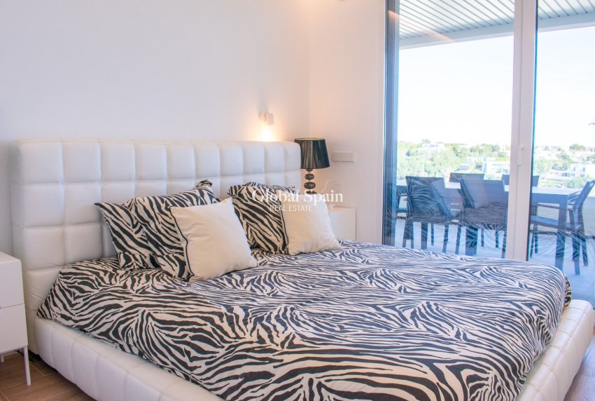 Resale - APARTMENT -
ORIHUELA COSTA - LAS COLINAS GOLF RESORT