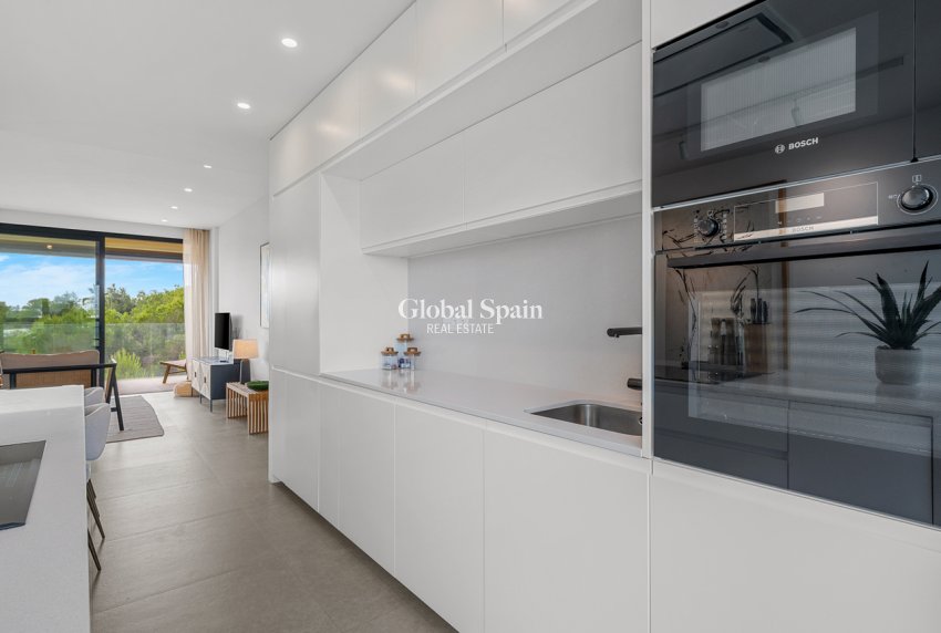 Resale - APARTMENT -
ORIHUELA COSTA - LAS COLINAS GOLF RESORT