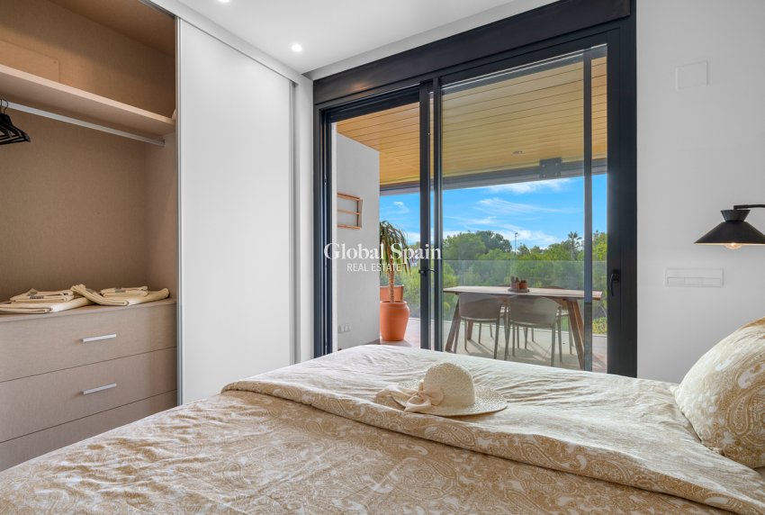 Resale - APARTMENT -
ORIHUELA COSTA - LAS COLINAS GOLF RESORT