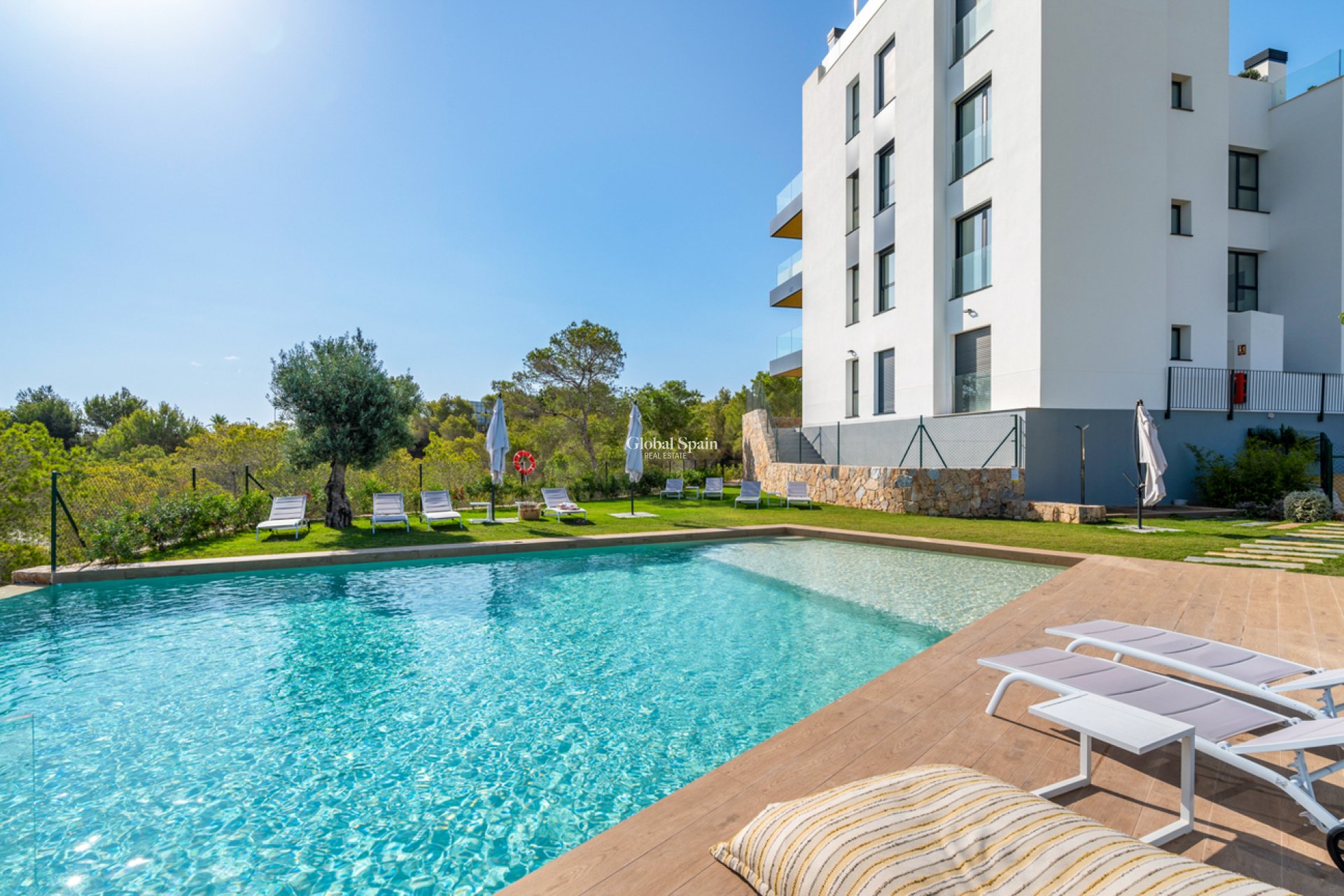 Resale - APARTMENT -
ORIHUELA COSTA - LAS COLINAS GOLF RESORT