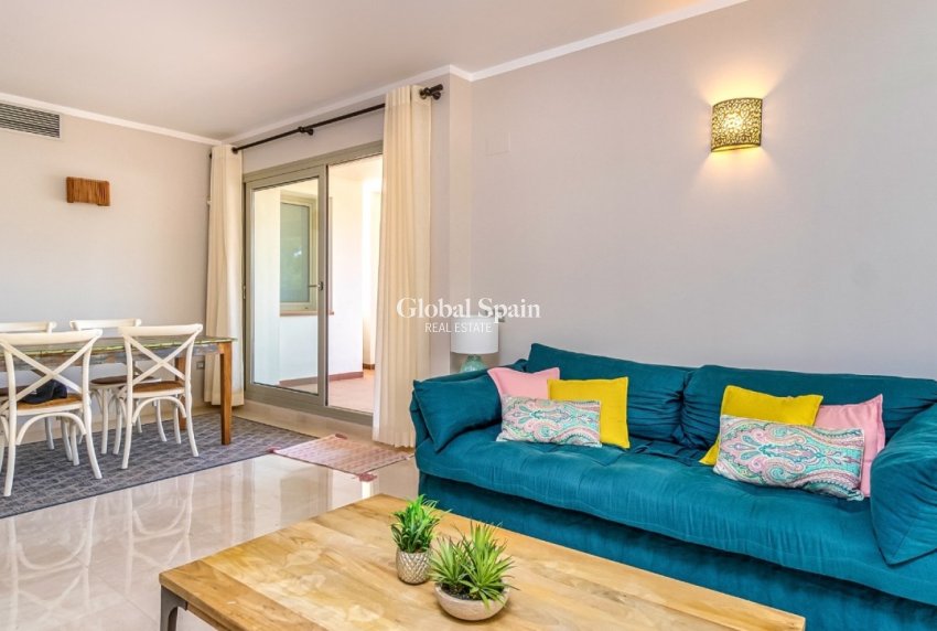 Resale - Apartment -
ORIHUELA COSTA - LAS COLINAS GOLF RESORT