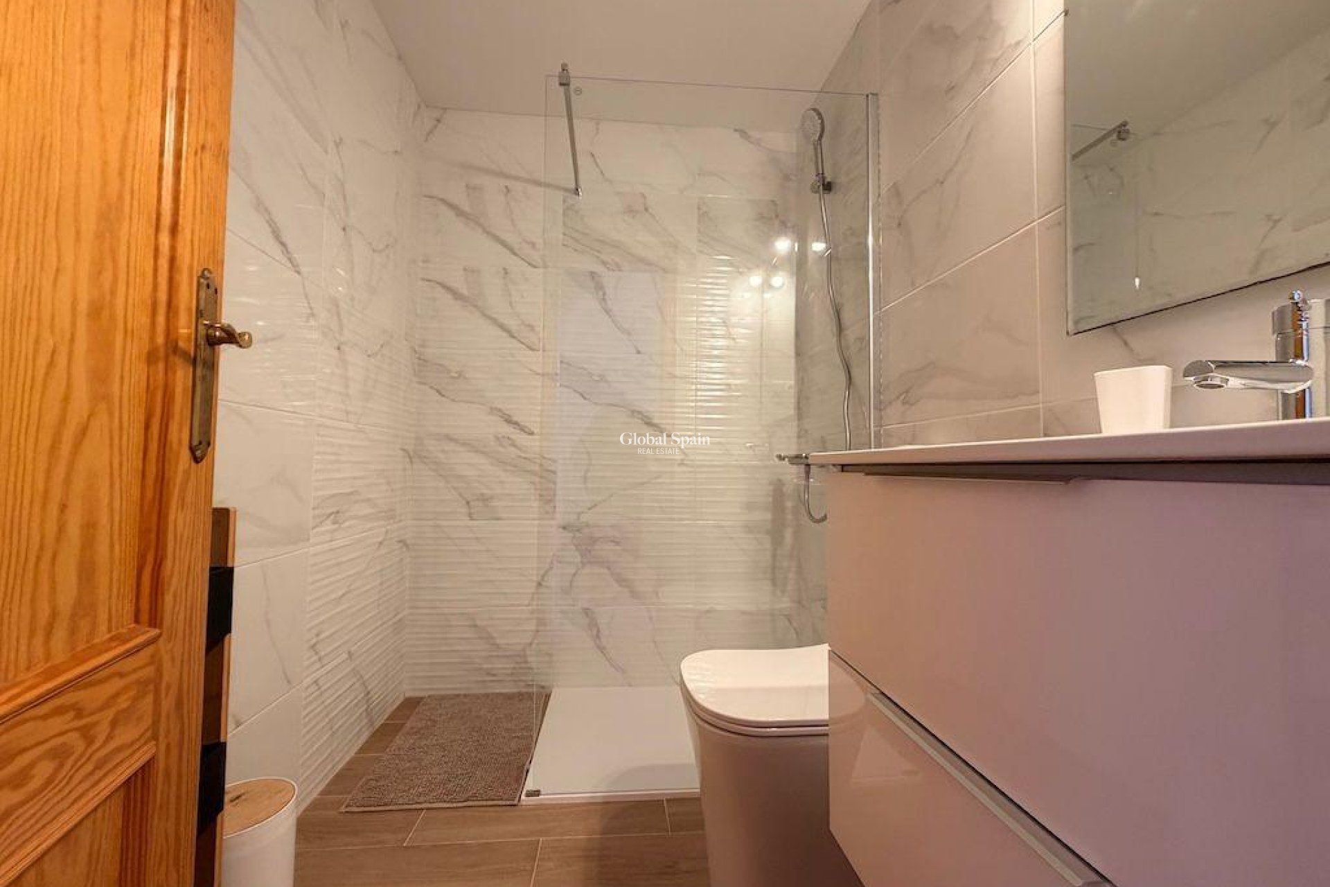 Resale - APARTMENT -
ORIHUELA COSTA - Las Filipinas