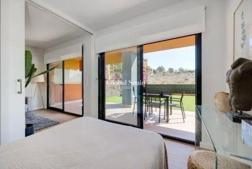 Resale - APARTMENT -
ORIHUELA COSTA - Las Filipinas