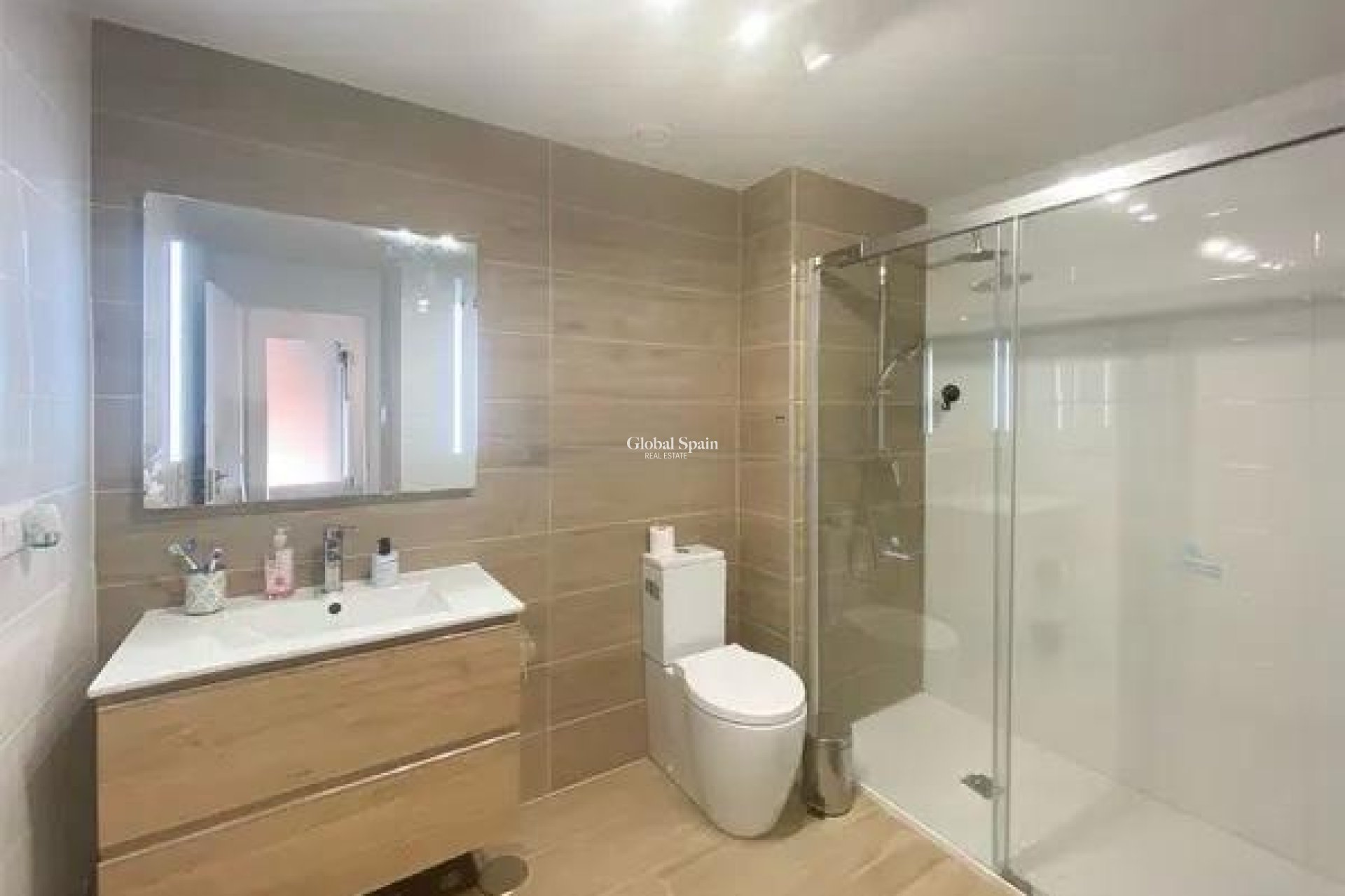 Resale - APARTMENT -
ORIHUELA COSTA - Las Filipinas