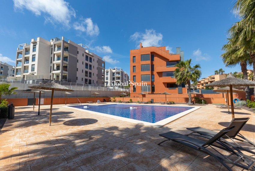 Resale - APARTMENT -
ORIHUELA COSTA - Las Filipinas