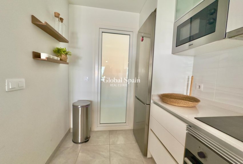 Resale - APARTMENT -
ORIHUELA COSTA - Las Filipinas