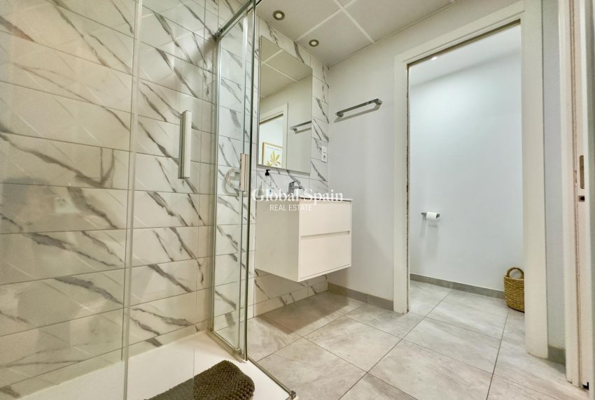 Resale - APARTMENT -
ORIHUELA COSTA - Las Filipinas