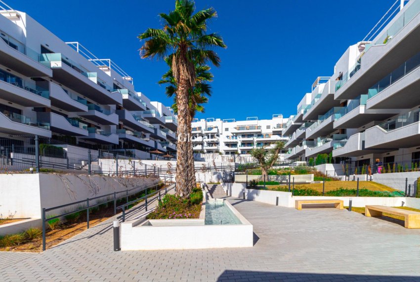 Resale - APARTMENT -
ORIHUELA COSTA - Las Filipinas