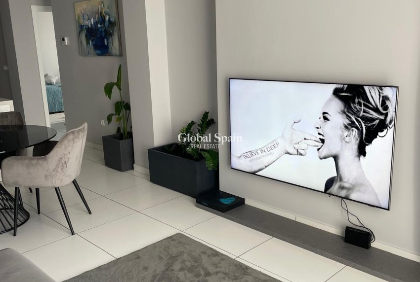 Resale - APARTMENT -
ORIHUELA COSTA - Las Filipinas
