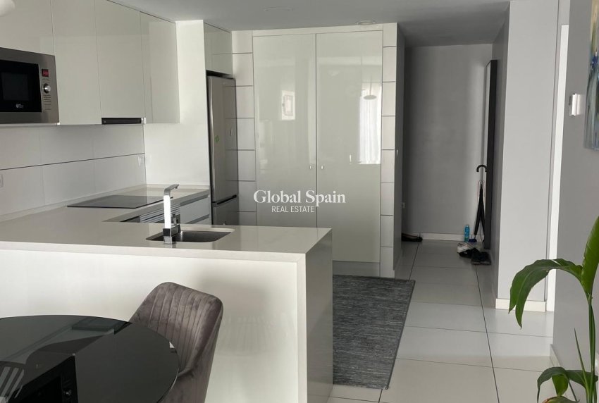 Resale - APARTMENT -
ORIHUELA COSTA - Las Filipinas