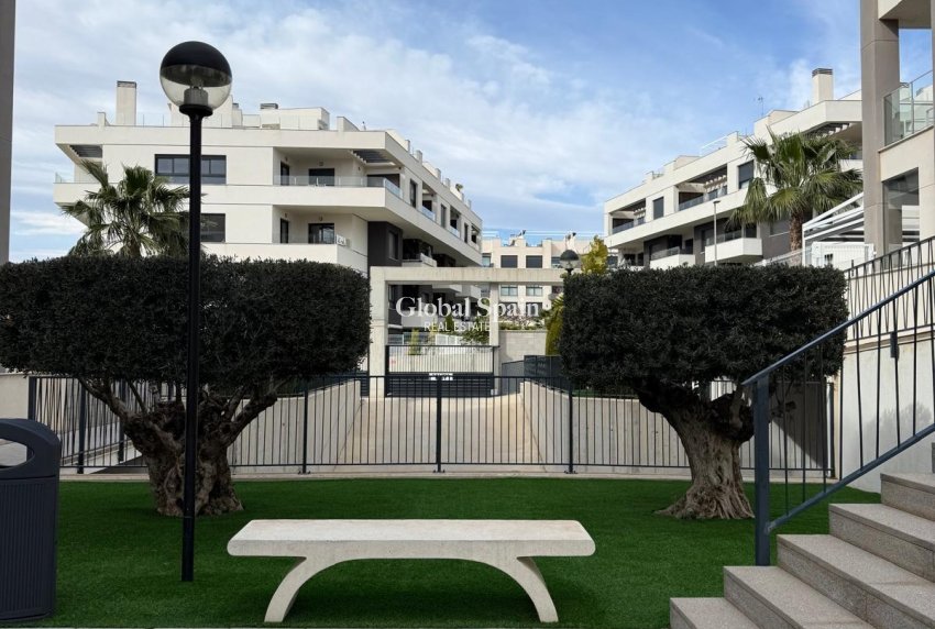 Resale - APARTMENT -
ORIHUELA COSTA - Las Filipinas