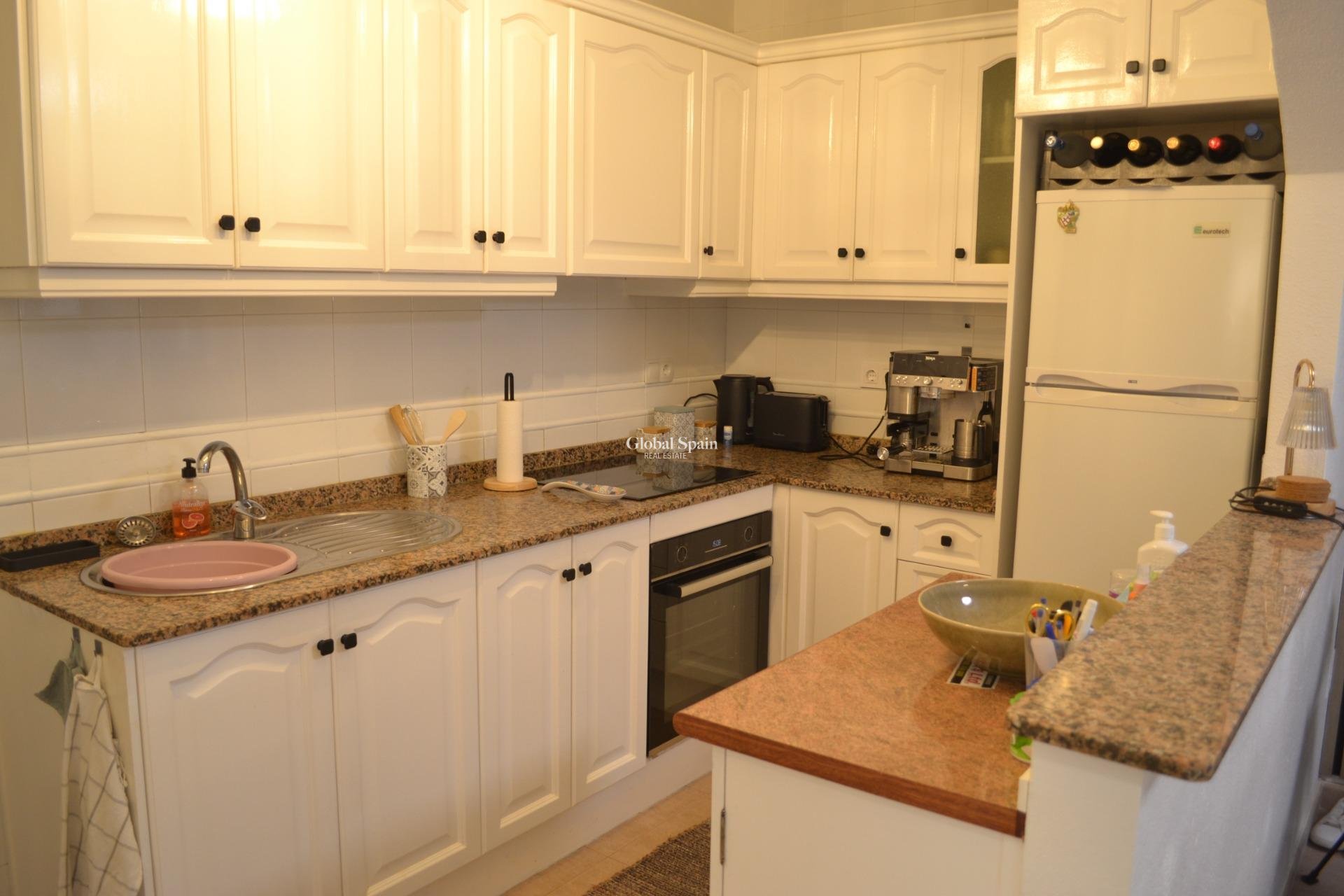 Resale - APARTMENT -
ORIHUELA COSTA - Las Filipinas