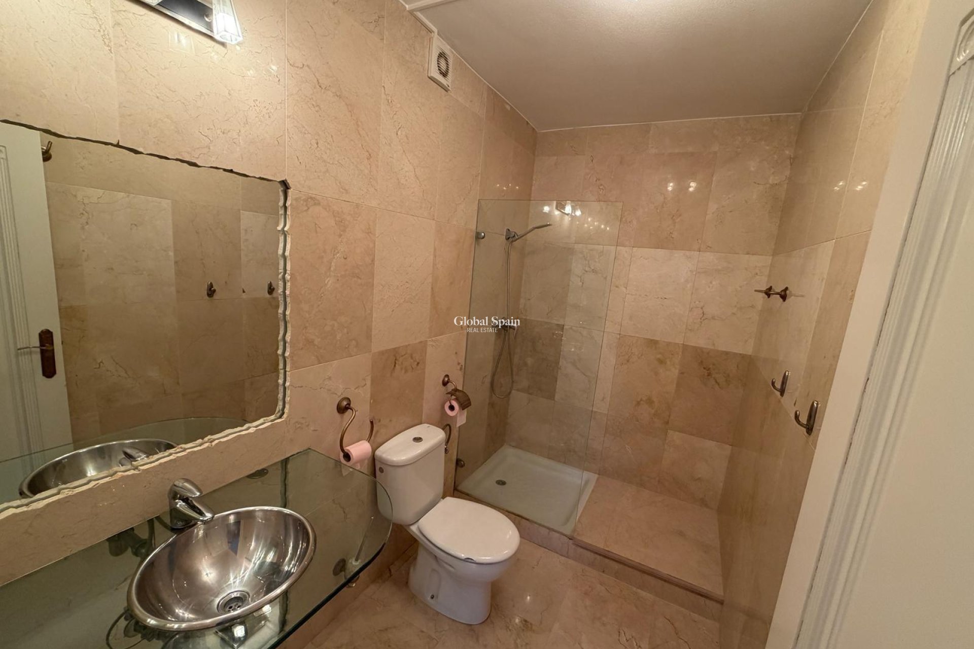 Resale - APARTMENT -
ORIHUELA COSTA - Las Ramblas